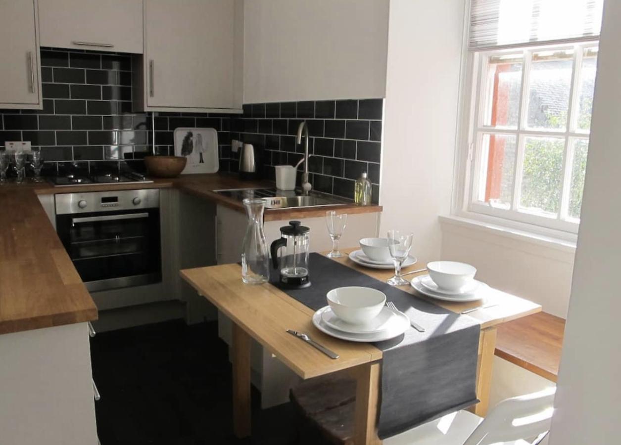 Appartamento 2 Chessels Court, Flat 3 Edimburgo Esterno foto