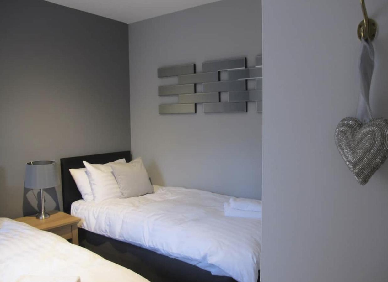 Appartamento 2 Chessels Court, Flat 3 Edimburgo Esterno foto